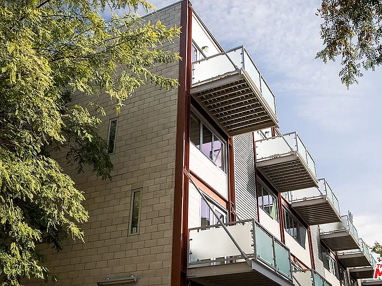 3450 Cahuenga Blvd W #606 — Photo 9