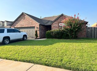 20715 E 45th St S, Broken Arrow, OK 74014