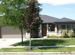 1952 W Puzzle Creek Dr, Meridian, ID 83646