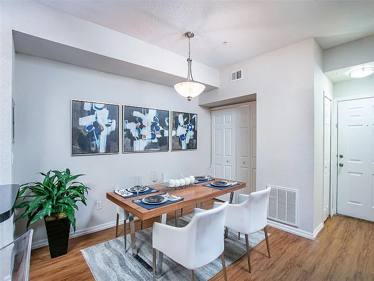 Alvista Metrowest — Photo 10