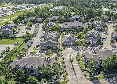 River Pointe Apartments — Photo 13