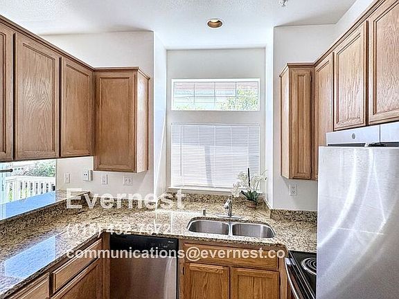 3rd image of 979 Pinto Palm Ter APT 44