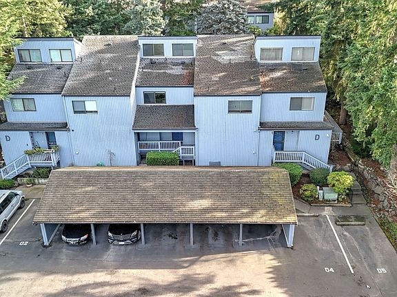 3rd image of 1850 Grant Avenue S #D5