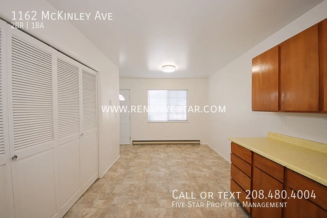 Cozy and Functional 2 Bedroom, 1 Bathroom Apartment! — Photo 4