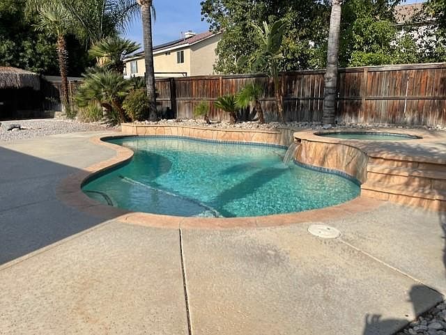 1st image of 26186 Manzanita St