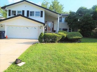 9149 W 93rd St, Hickory Hills, IL