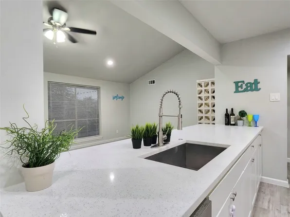 722 Terryland Dr, Richardson, TX 75080