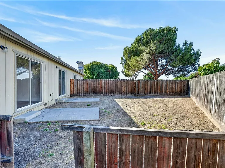 521 Spring Dr #A — Photo 21