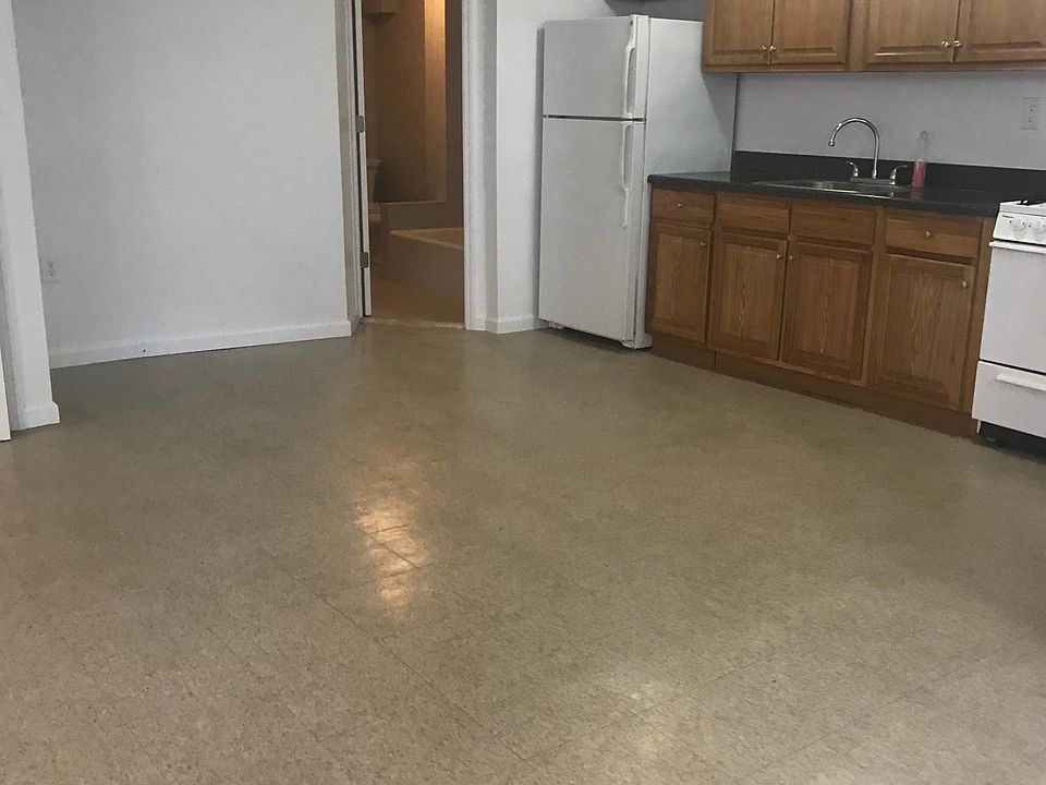 1st image of 15-15 201st St
