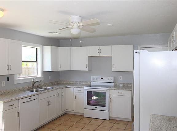 4th image of 17249 Plantation Dr
