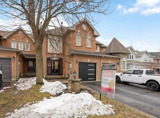 102 Zachary Pl, Whitby, ON L1M 1E2