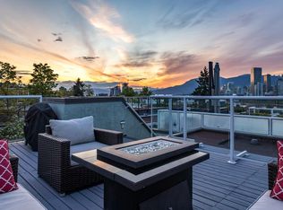 2391 Oak St, Vancouver, BC