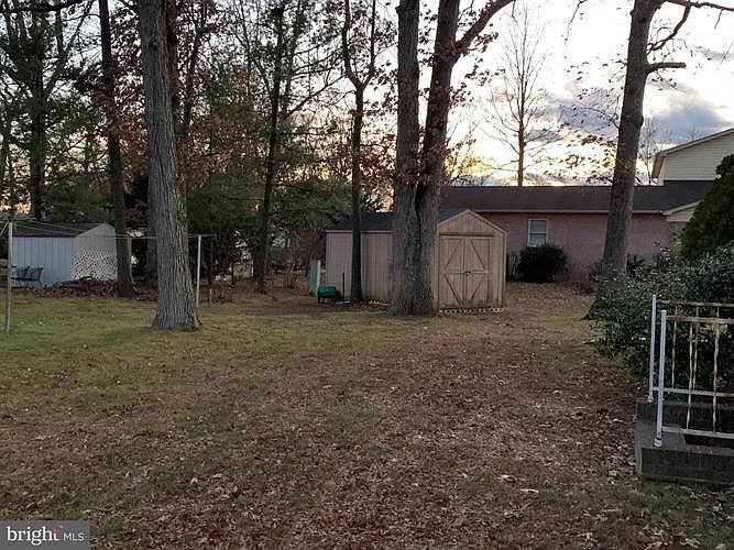 2nd image of 109 Caroline Ave