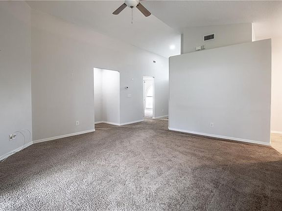 4th image of 4608 Preston Woods Dr