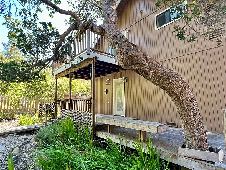 1530 Emerson Rd — Photo 48