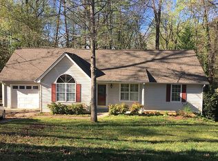 9230 Sourwood Dr, Gainesville, GA 30506