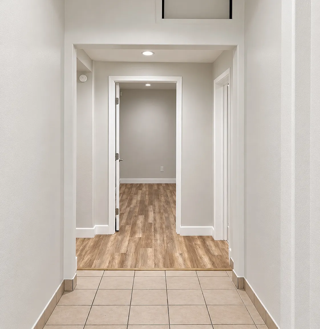 3 bed, 1220 sqft, $2,199 — Photo 4