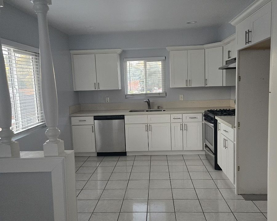 1st image of 3111 Illinois Ave APT D