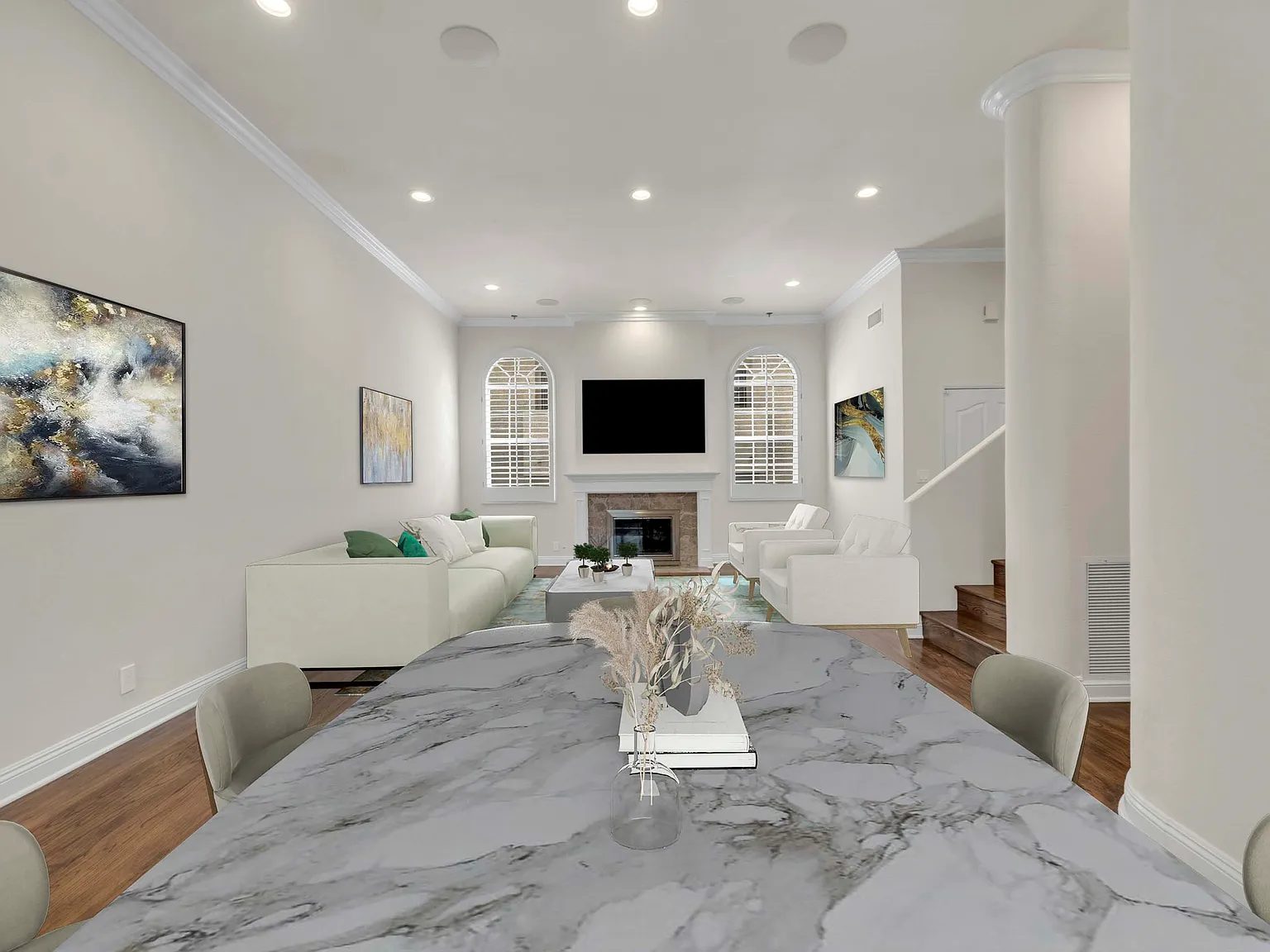 4 bed, 1962 sqft, $5,495 — Photo 3