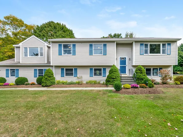 4 Meckauer Circle, Bethel, CT 06801