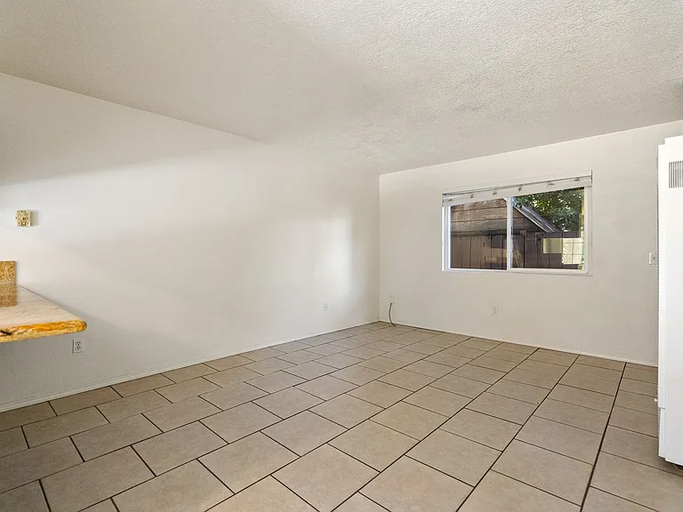 350 Pismo Street — Photo 2
