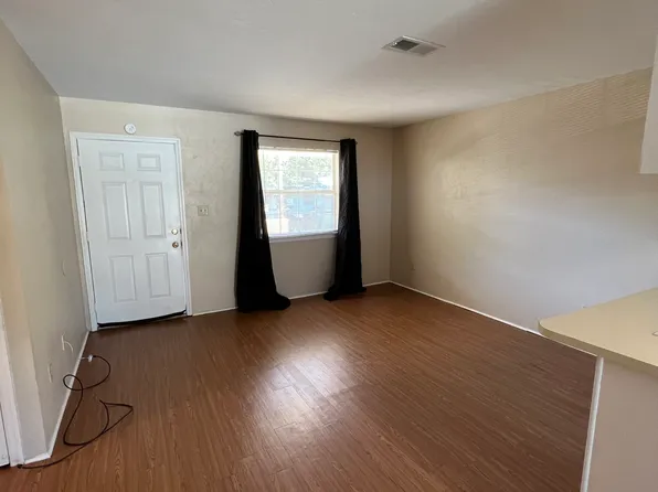 1033 Crossing Brook Way APT D, Tallahassee, FL 32311