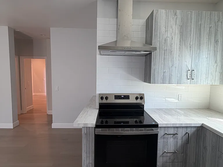 7030 Geyser Ave #7030 — Photo 6