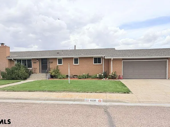 1530 Beverly Blvd, Gering, NE 69341