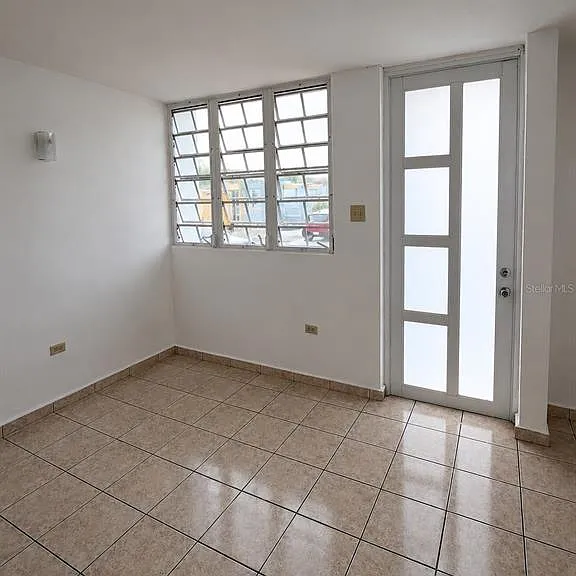 H150 Calle Juguilla Urb Hacienda Guamani — Photo 17