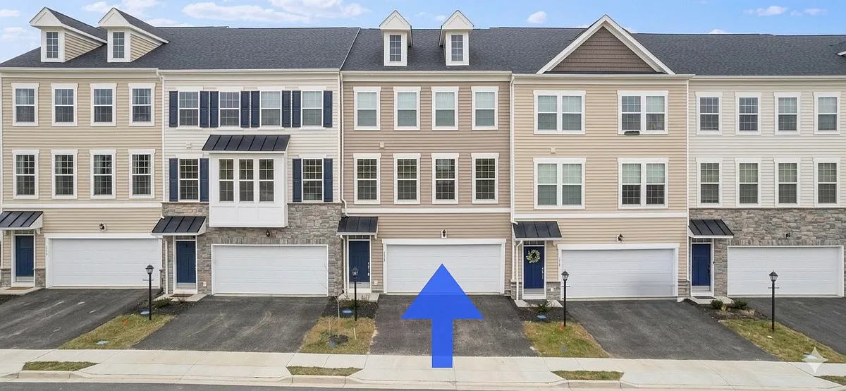 Building Photo - 113 Affinity Dr