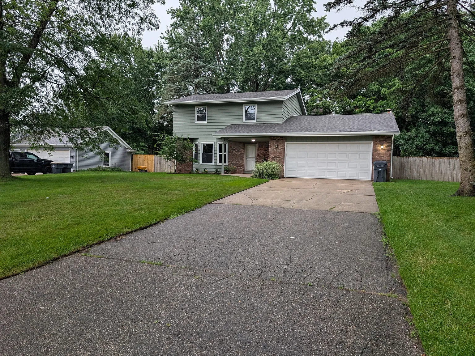 5325 Tamworth St — Photo 2