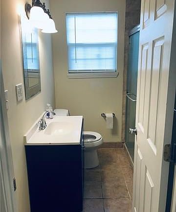 3rd image of 3420 Camphor St