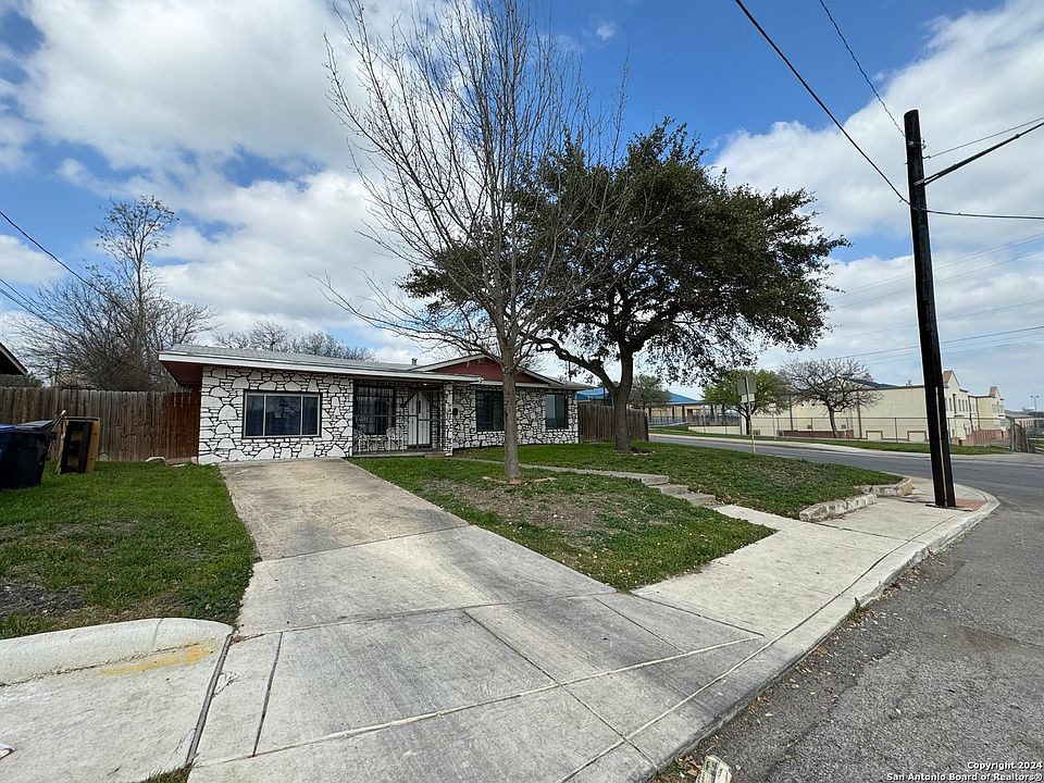 1st image of 103 Bernice Dr
