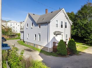 8 Gladding Pl, Fall River, MA 02721