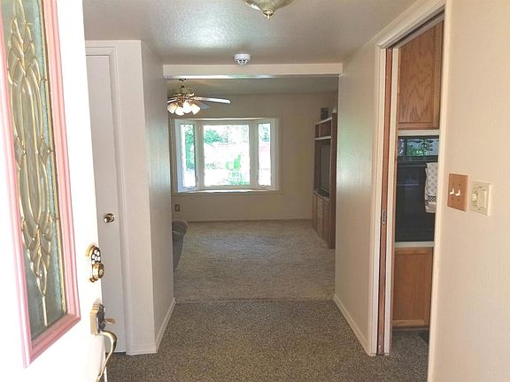 3rd image of 5688 N 4th St