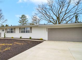 6320 Jaycox Rd, North Ridgeville, OH 44039