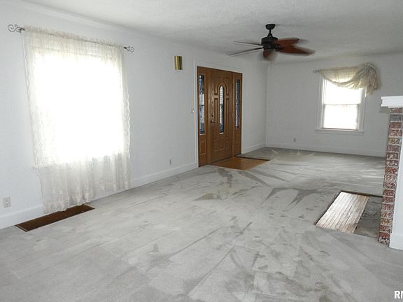 4th image of 1609 W Gilbert Ave