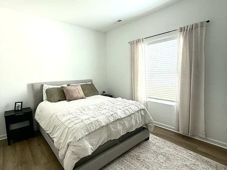 20130 Allegheny Ln — Photo 15