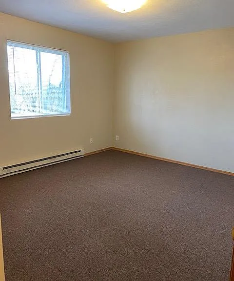 807 Kellogg Ave — Photo 7