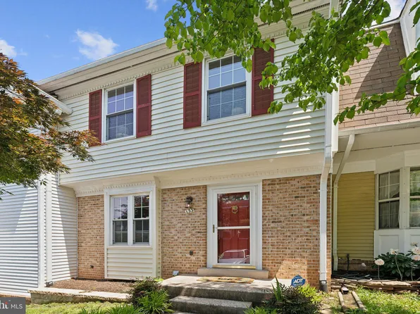 133 Sulgrave Ct, Sterling, VA 20165