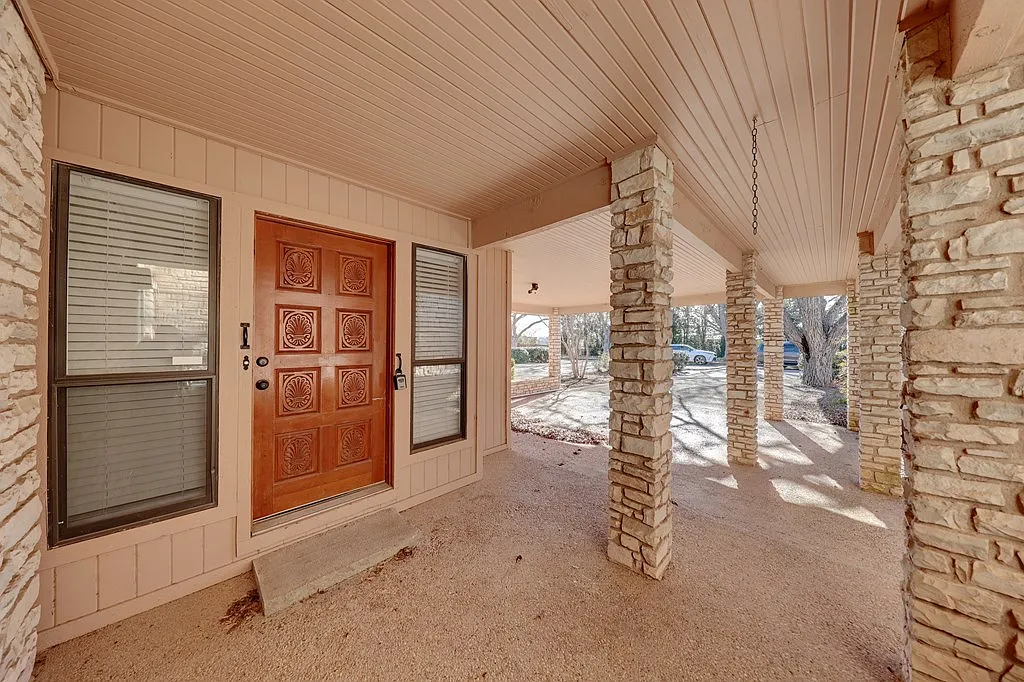 2 bed, 3.0 bath, 1590 sqft, $1,875 — Photo 2