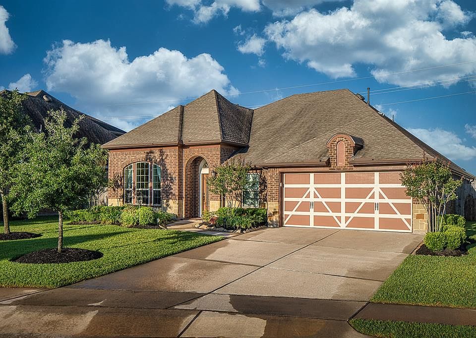 1st image of 12935 Arlington Meadows Ln