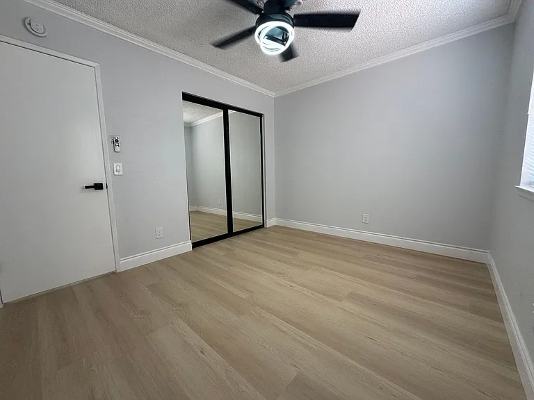 21519 Everett Dr — Photo 7