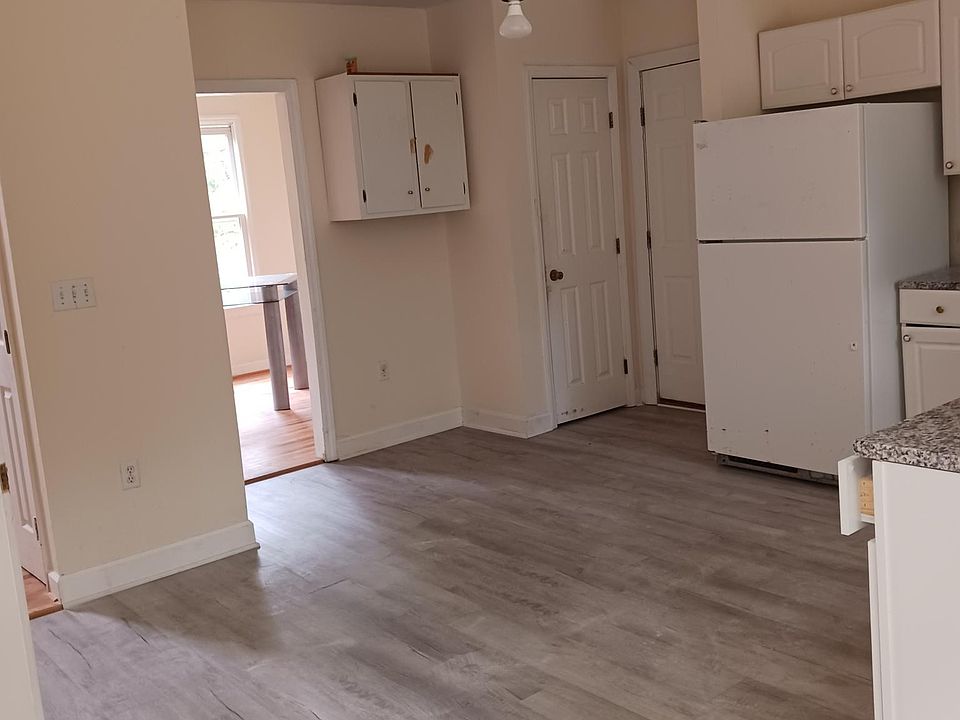 1st image of 4135 Wallingford Pl
