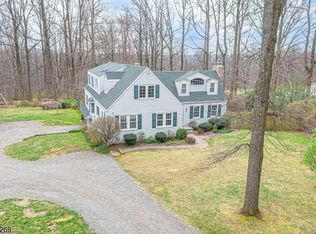 85 Ironia Rd, Mendham, NJ 07945