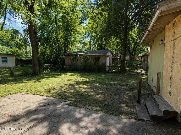 3rd image of 3318 NOLAN Street