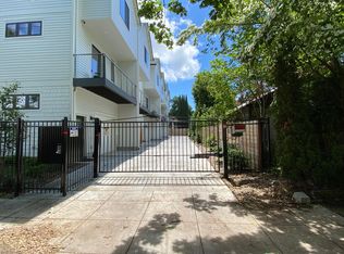 186 NE Stanton St, Portland, OR 97212