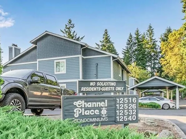 12540 SE 32nd St Unit 35, Bellevue, WA 98005