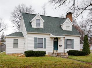 2035 Royce Ave, Kalamazoo, MI 49001