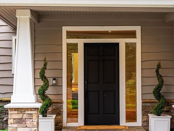 4th image of 18977 Barton Rd